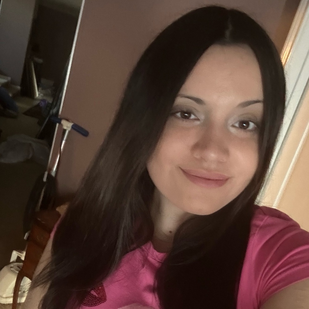 Meet your Posher, Helena